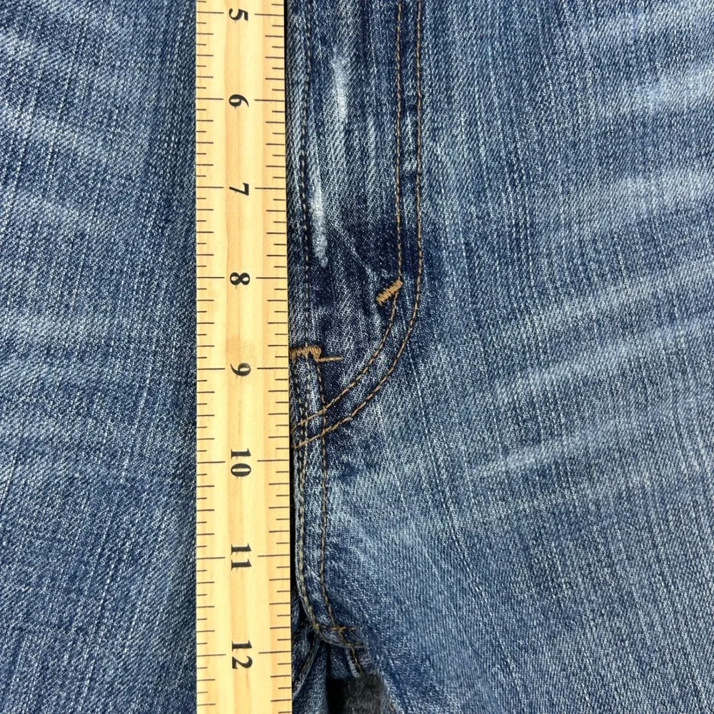 Vintage Levis Strauss 559 Jeans Mens 38x32 Relaxed Straight Blue Denim Pants Y2K